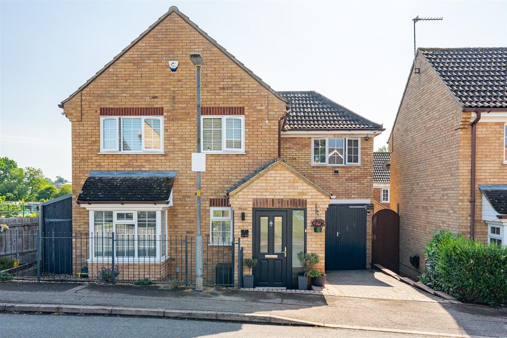 Property photo 1 of 24 External-6.Jpg