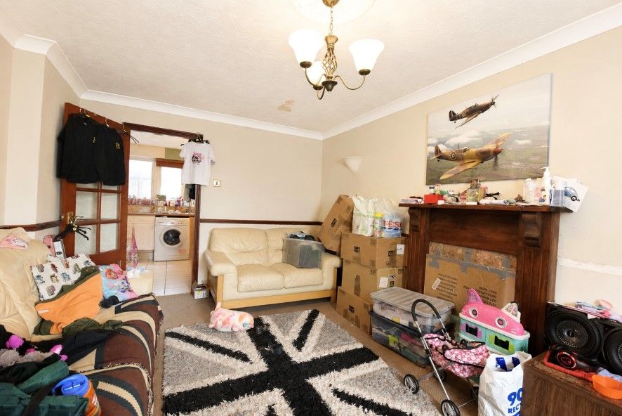 Property photo 2 of 7