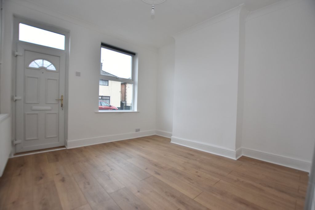 Property photo 2 of 12 Photo 13