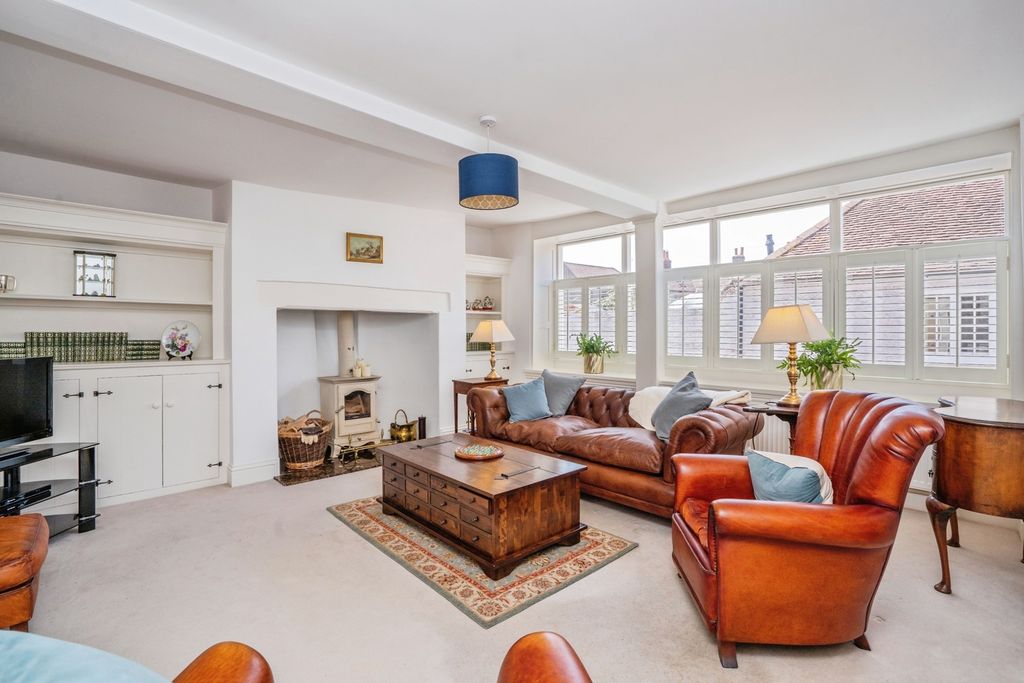 Property photo 2 of 19 Pbox-Img.Jpg