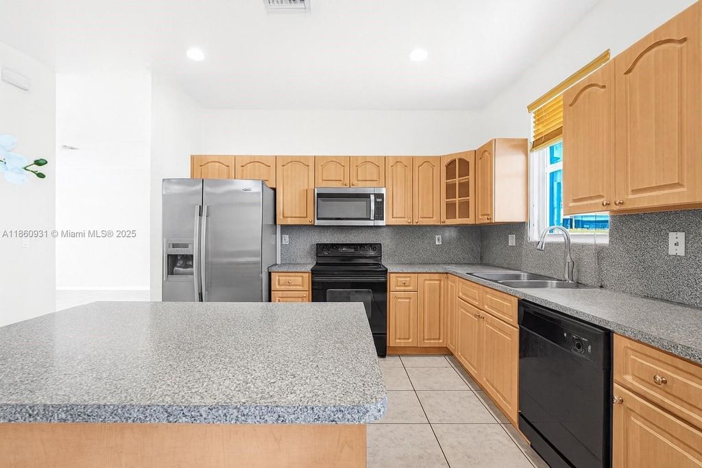 Property photo 1 of 4 <Alttext/>