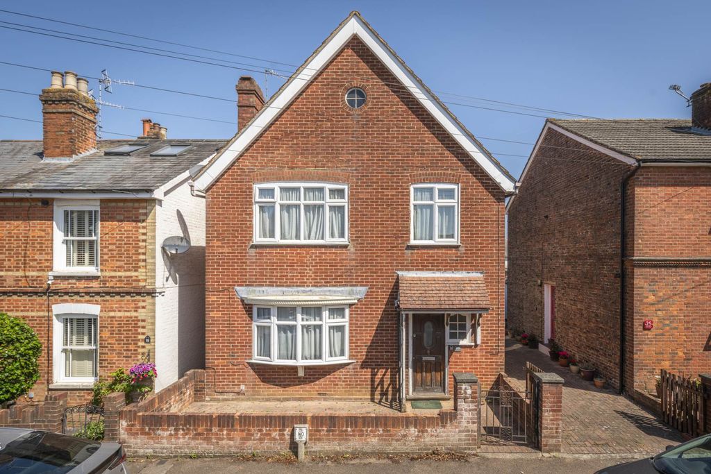 Property photo 1 of 17