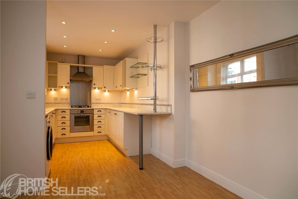 Property photo 3 of 18 Picture No. 03