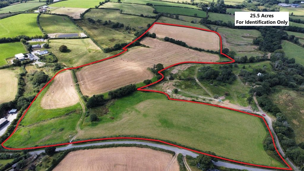 Property photo 1 of 12 Red Line.Jpg