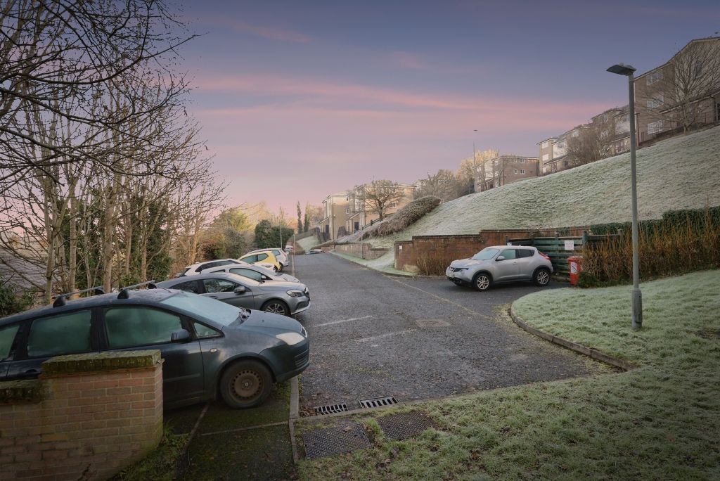 Property photo 3 of 11