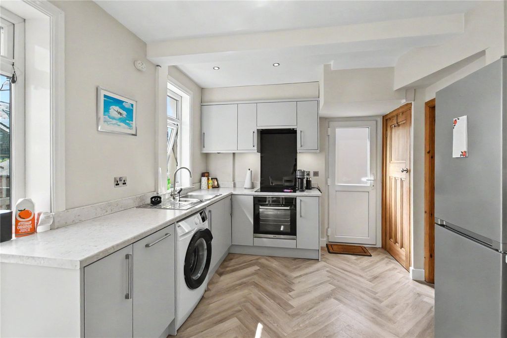 Property photo 2 of 12 Picture No. 12