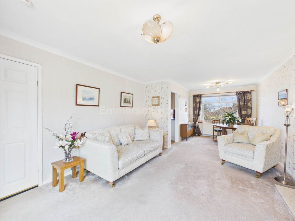 Property photo 2 of 26