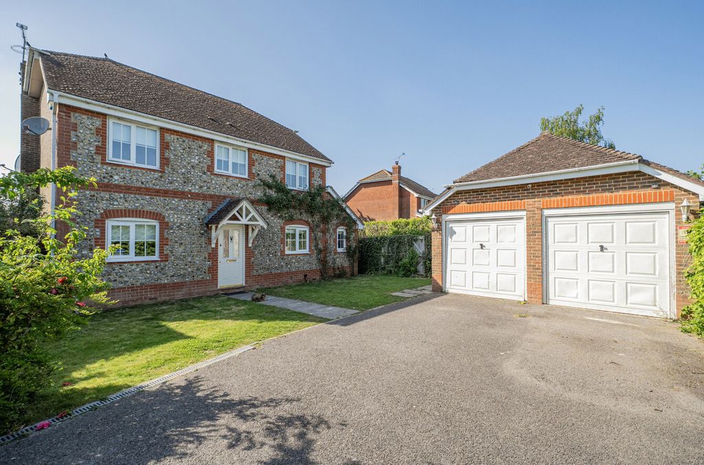 Property photo 1 of 19