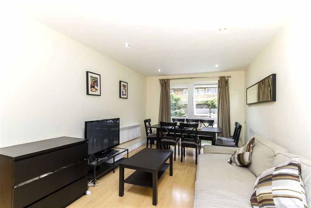 Property photo 2 of 8