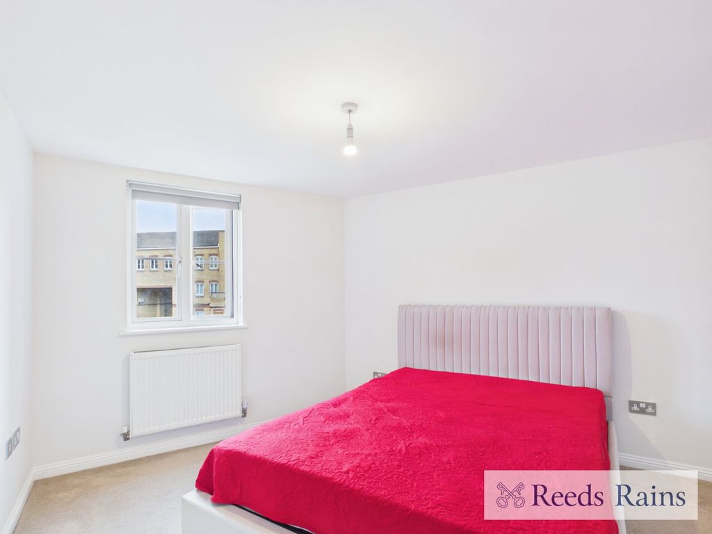 Property photo 3 of 19 Picture No. 06
