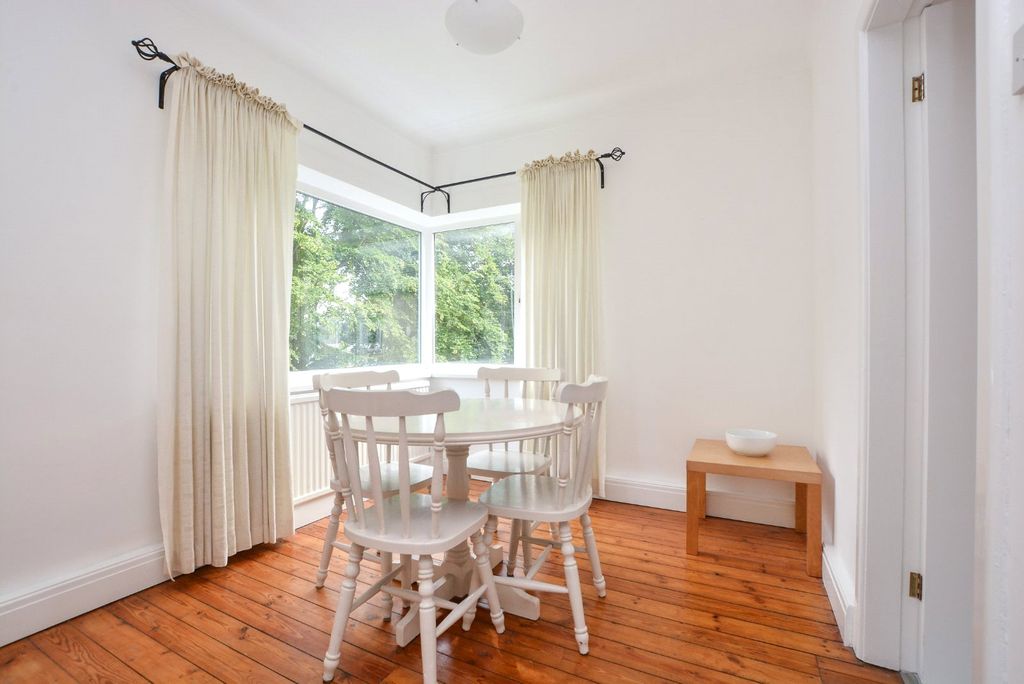 Property photo 3 of 12 Picture No. 07