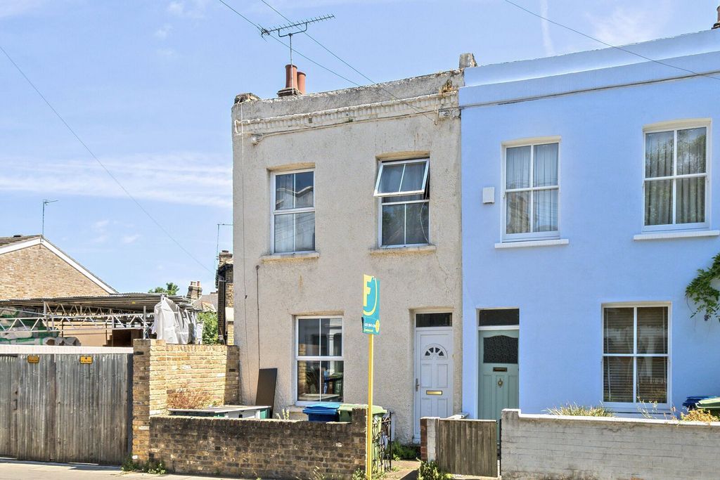 Property photo 1 of 13