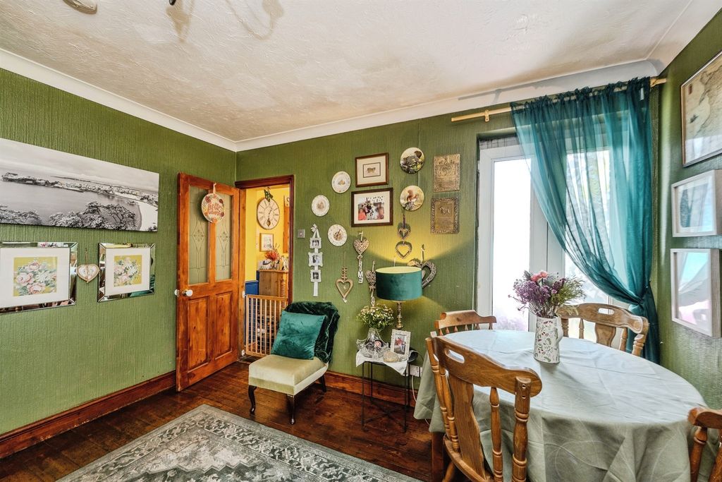 Additional image 10 of 3 bed detached bungalow for saleHeol Eithrim, Clydach, Swansea SA6