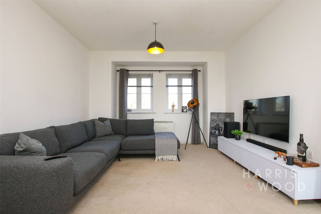 Property photo 2 of 14 Picture No. 10