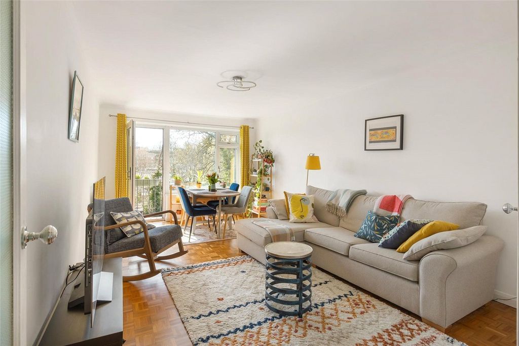 Property photo 1 of 17 Picture No. 09