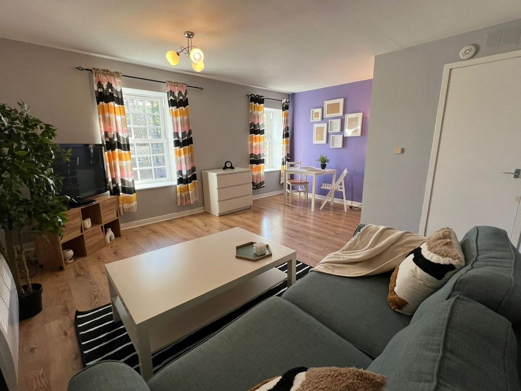 Property photo 2 of 4