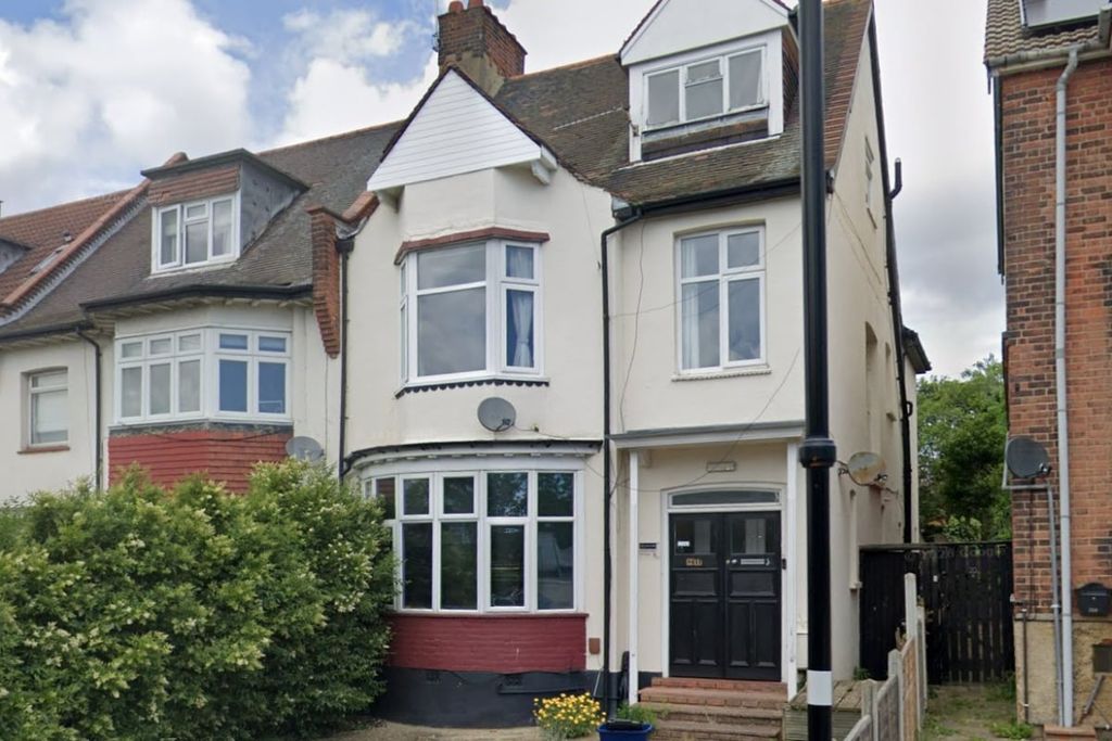 Property photo 1 of 5
