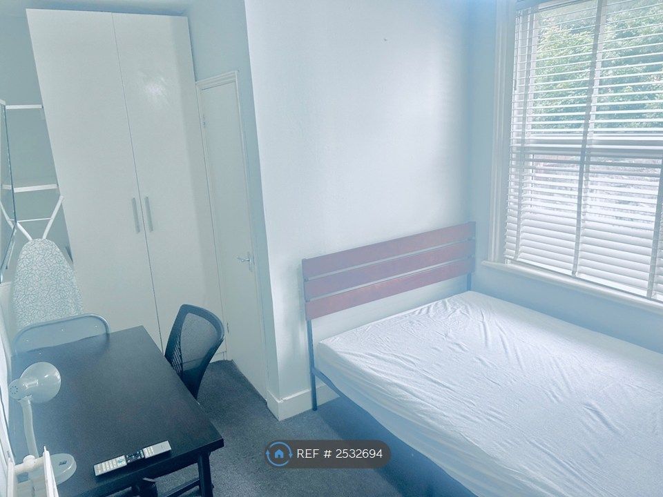 Property photo 3 of 4