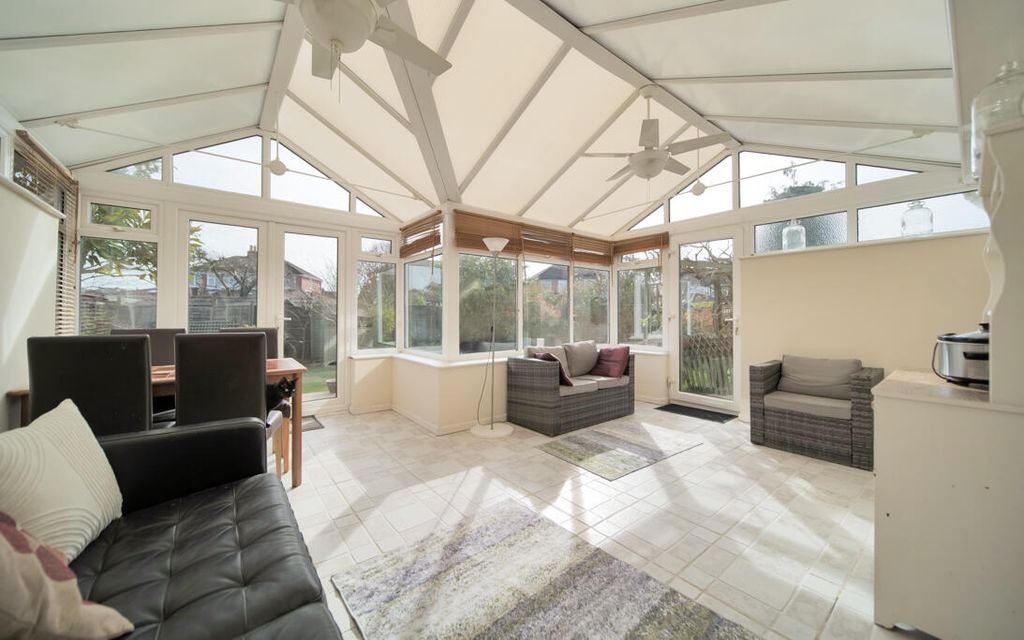 Property photo 2 of 19 P1069576.Jpg