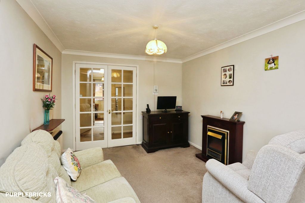 Property photo 3 of 24