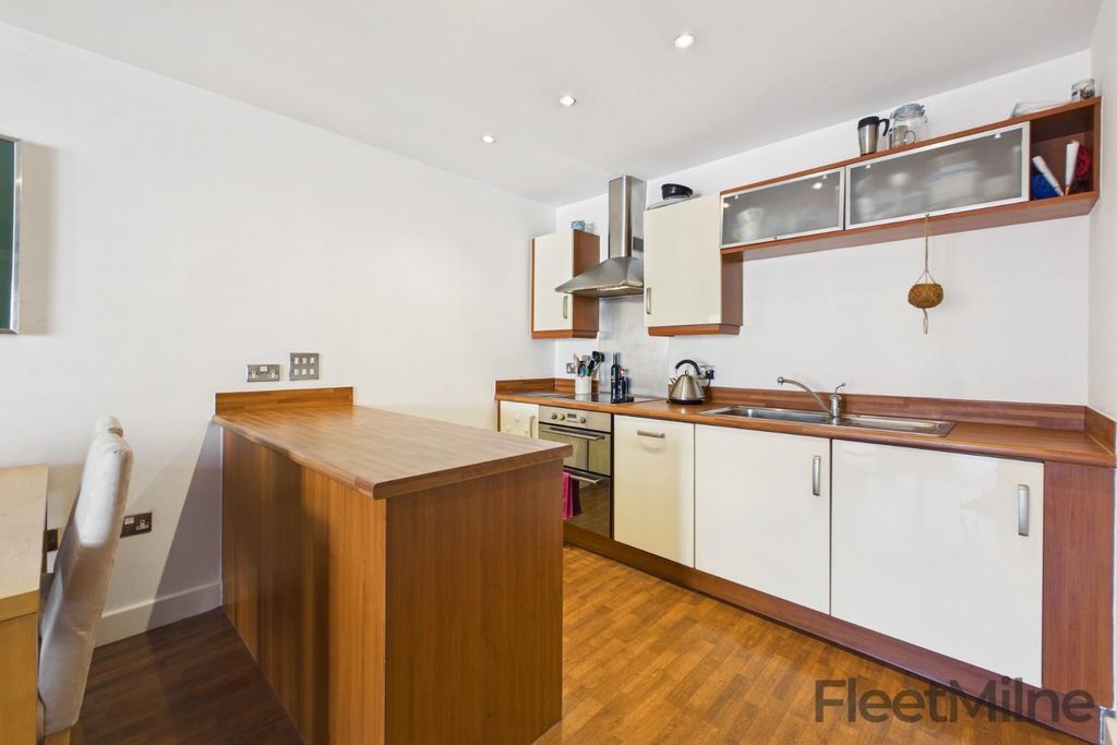 Property photo 3 of 15 Kitchen