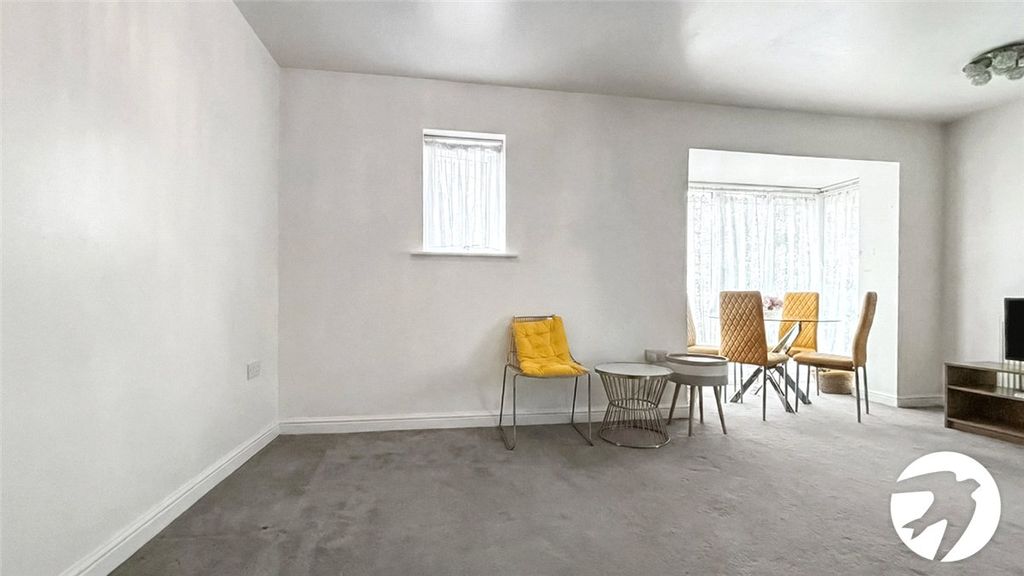 Property photo 3 of 9 Picture No. 04