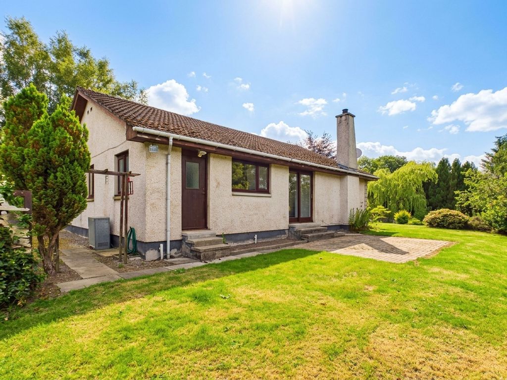 Property photo 2 of 35