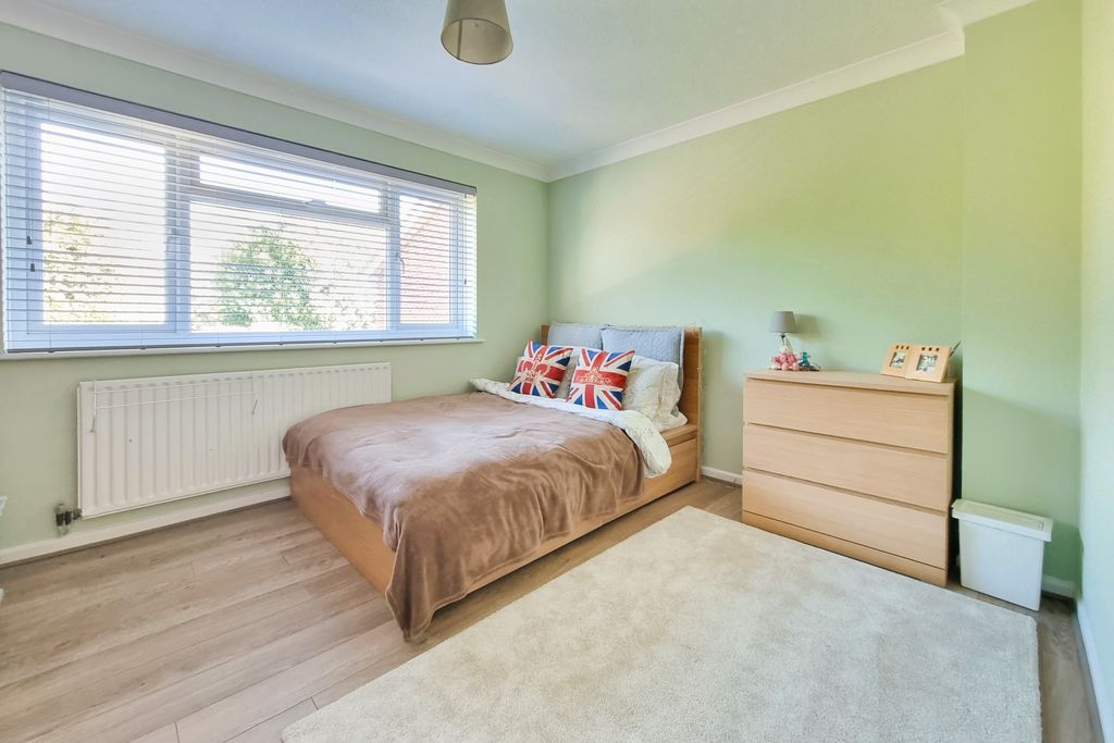 Additional image 15 of 4 bed detached house for saleFareham, Hampshire PO16