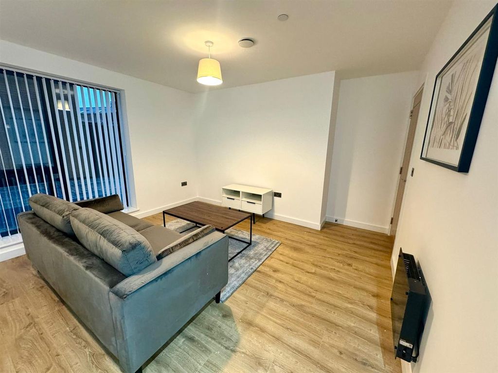 Property photo 2 of 9 Living Room Pic 1.Jpeg