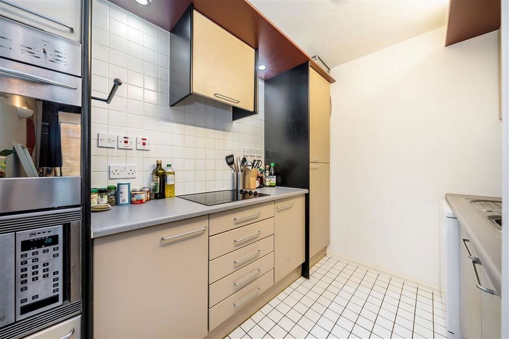 Property photo 3 of 4