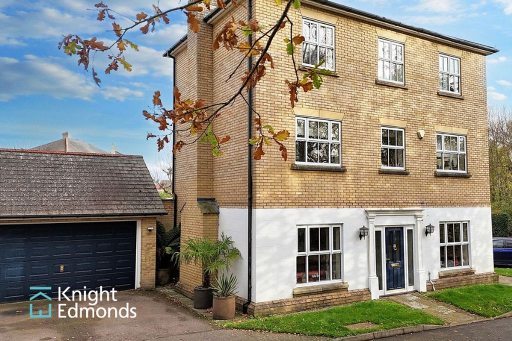 Property photo 1 of 14