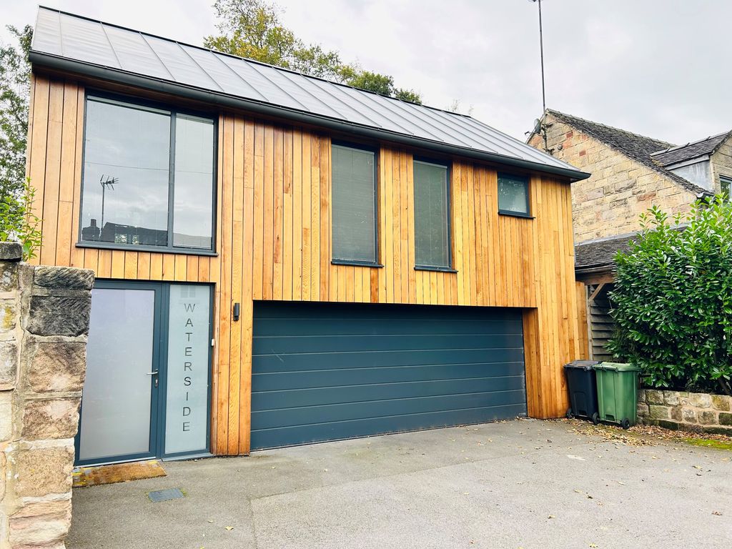 Property photo 1 of 9 Exterior