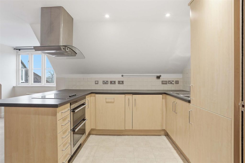 Property photo 3 of 18 1613062993 - 3.Jpg