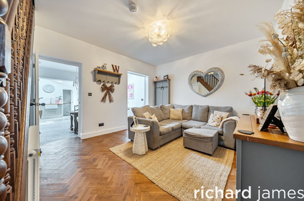 Property photo 2 of 22 A77497697166429F84c0c83689Afe4ee