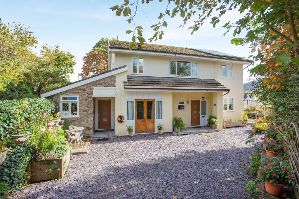Property photo 1 of 37