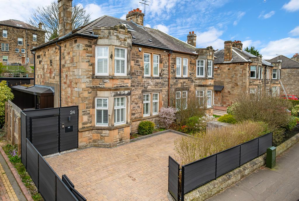 Property photo 1 of 77