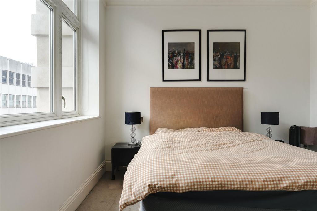 Property photo 3 of 14 Sterling Mansions-3.Jpg