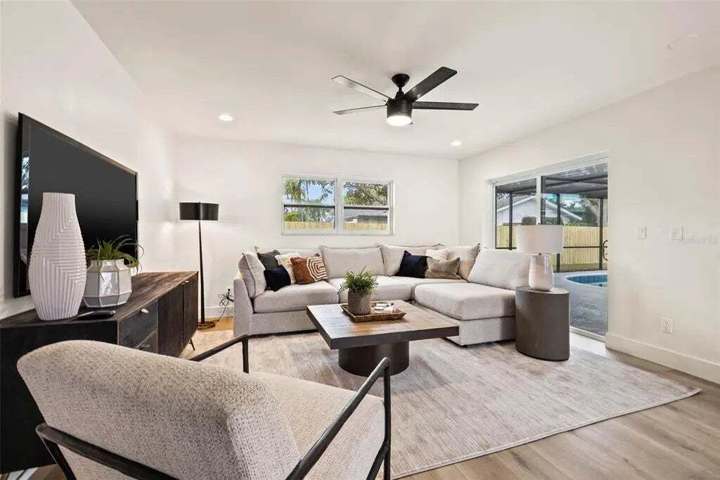 Property photo 3 of 20 <Alttext/>