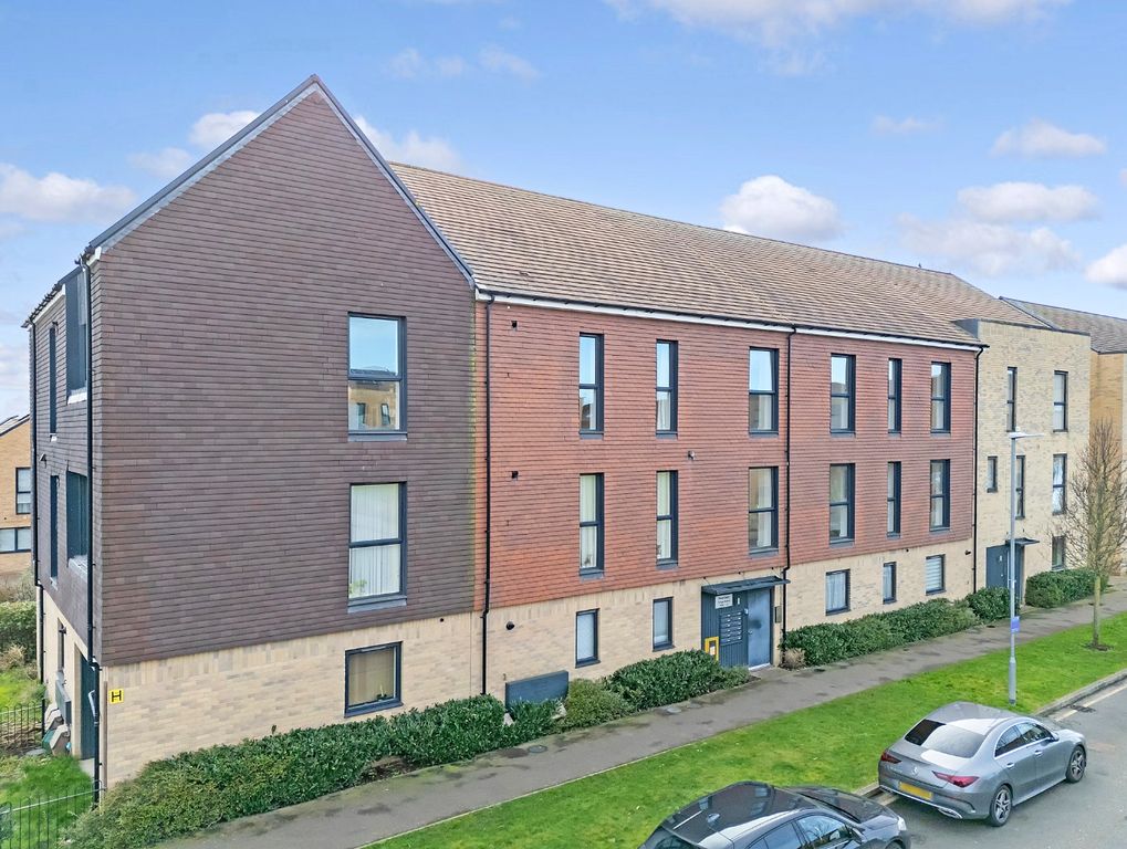 Property photo 1 of 27 3941820