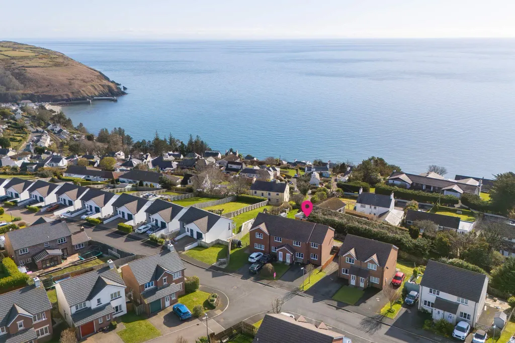 Property photo 2 of 24