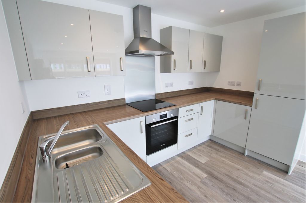 Property photo 2 of 16 Img_9478