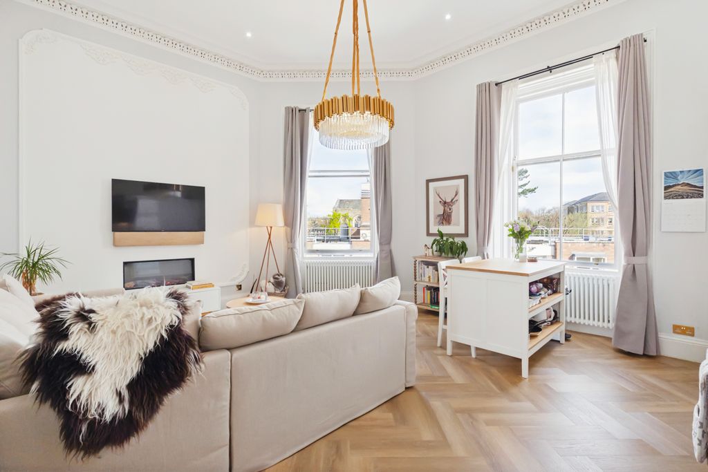 Property photo 2 of 28 Dsc06251