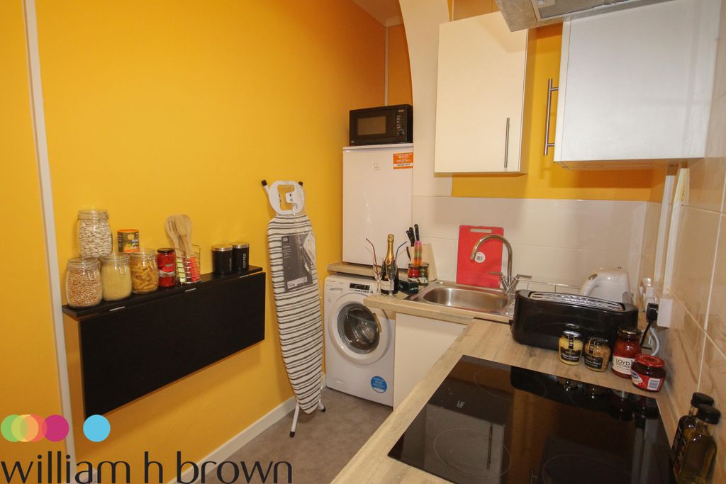 Property photo 3 of 6 Image