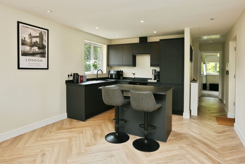 Property photo 1 of 16 Photo