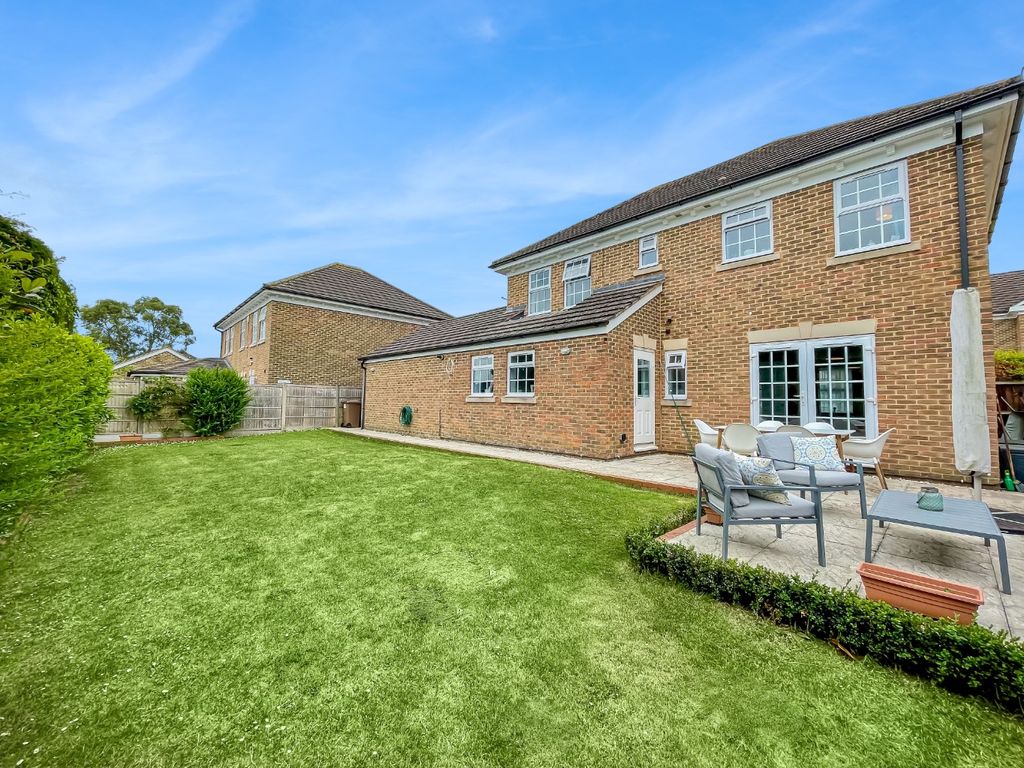 Property photo 2 of 18 4238802