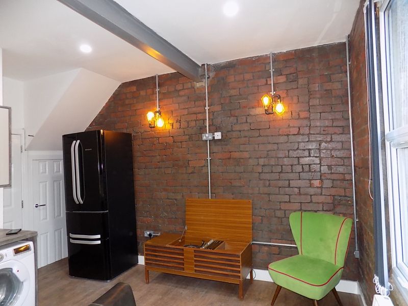 Property photo 1 of 5 Lounge