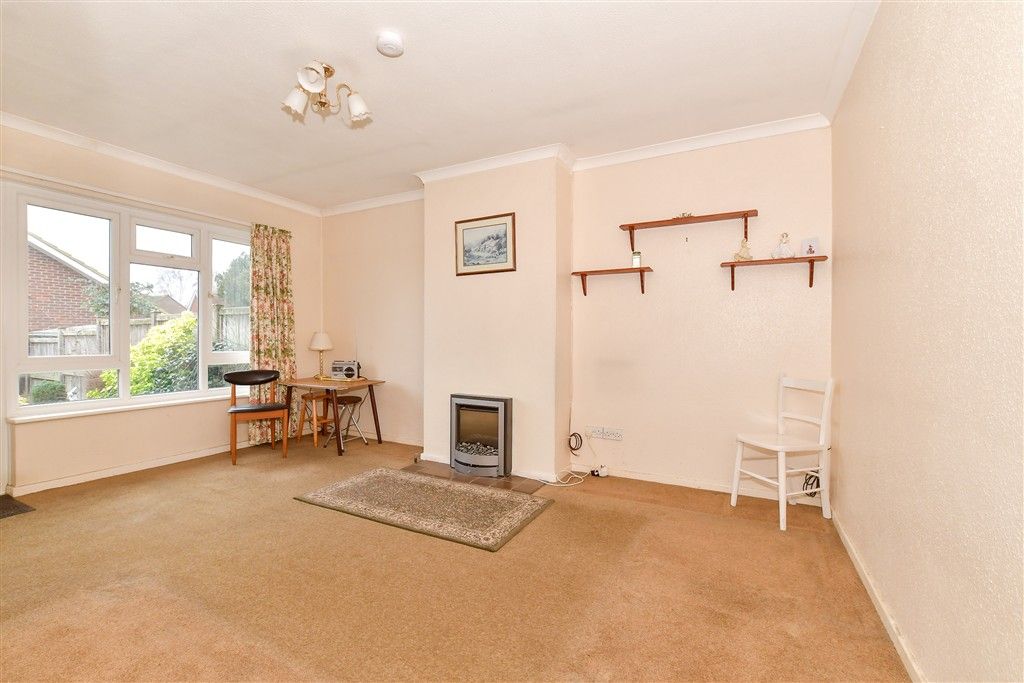 Property photo 2 of 9 Lounge/Diner