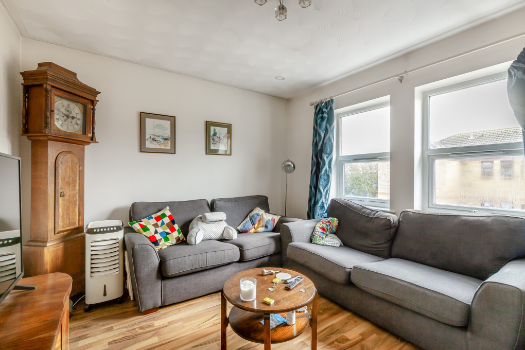 Property photo 2 of 7