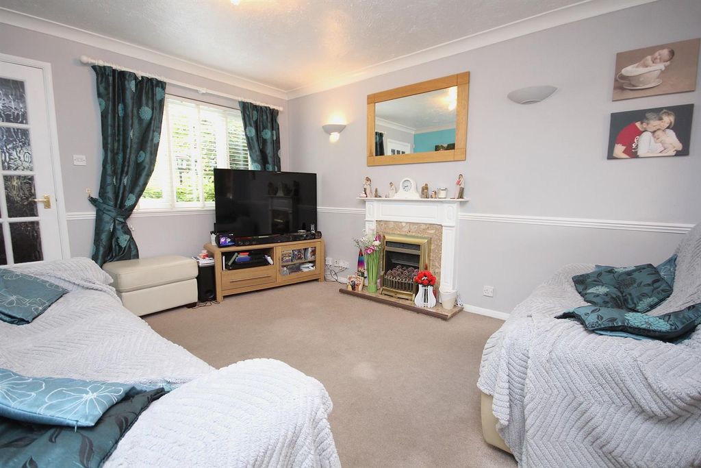 Property photo 2 of 14 Img_0219.Jpg