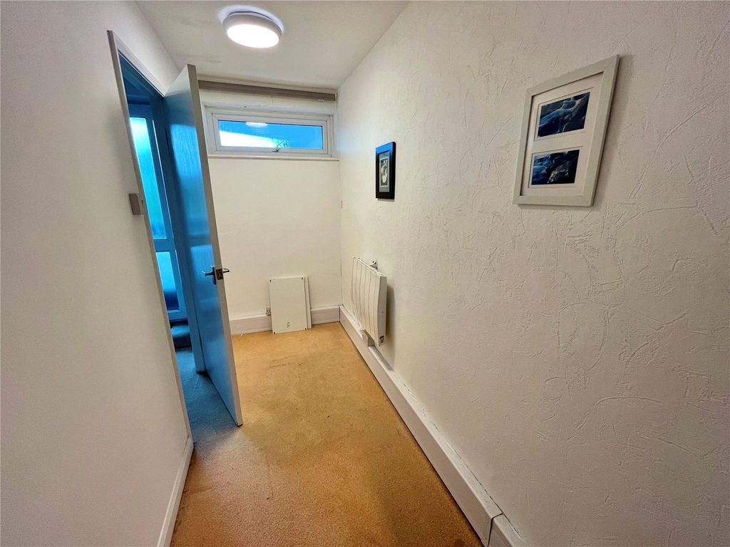 Additional image 7 of 1 bed flat for saleCaptains Walk, Saundersfoot, Pembrokeshire SA69